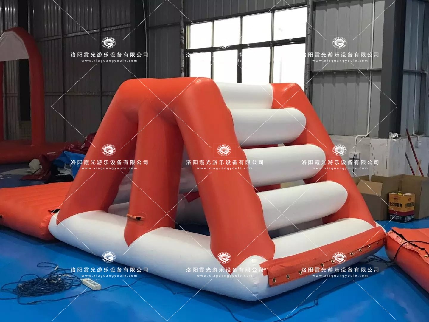 大足水上闯关设施